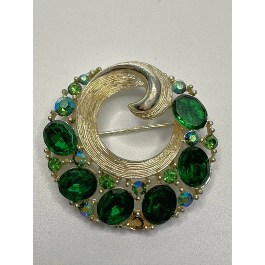 Vintage Gold Tone Lisner Wreath Brooch with Green Rhinestones - lisner - Brooch - A+ Stuff