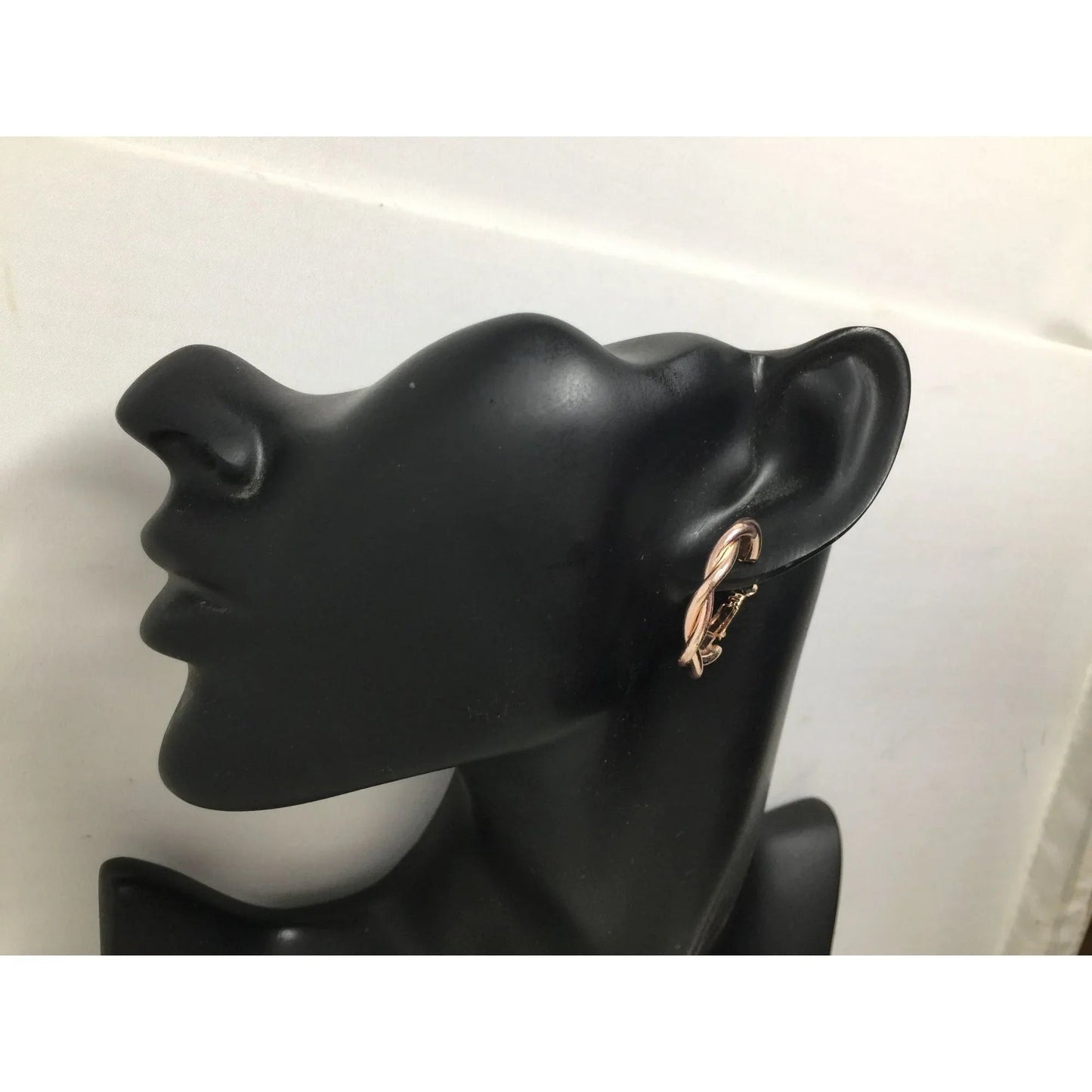 Women's Twisted Rose Gold Hoop Earrings - A+ Stuff - Earrings - A+ Stuff