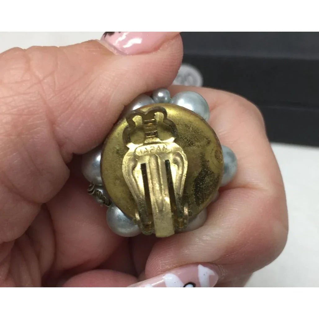 Women's Vintage Clip On Cluster Earrings - A+ Stuff - Earrings - A+ Stuff