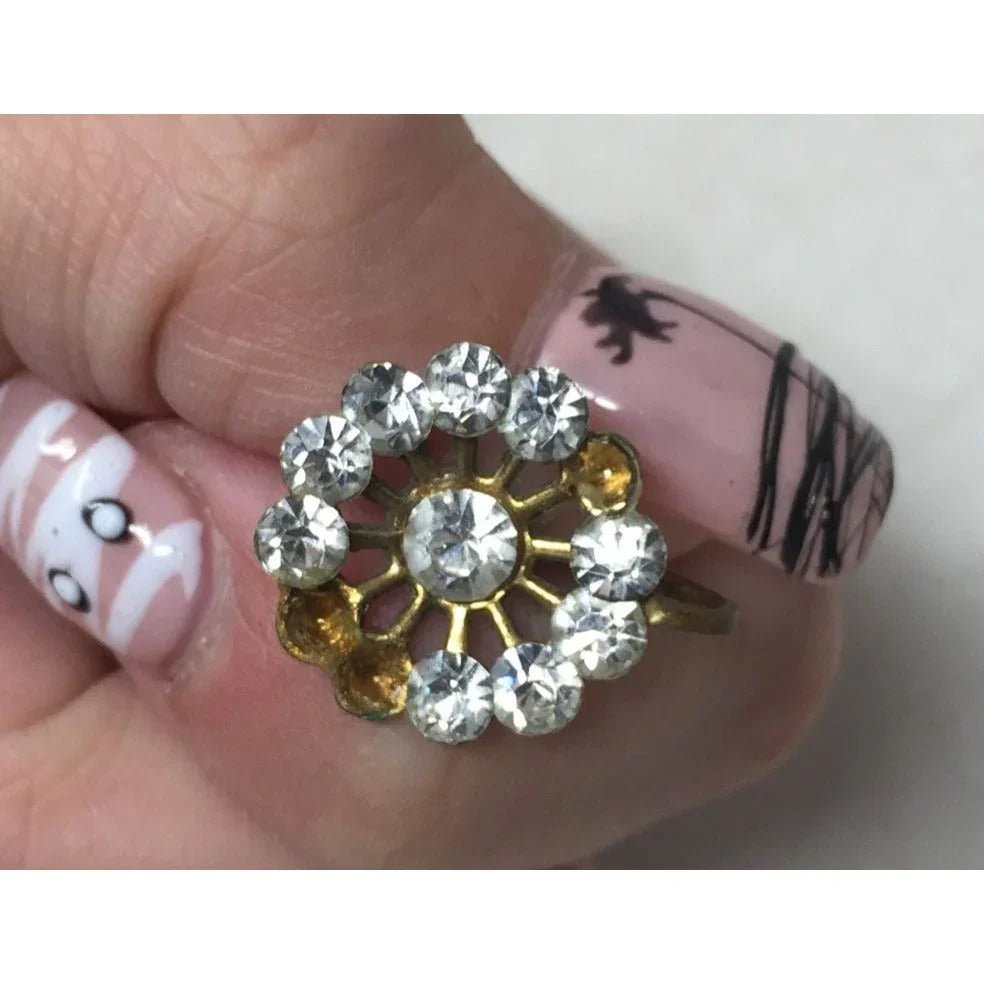 Women's Vintage Gold tone Screw Back Earrings with Rhinestones - A+ Stuff - Earrings - A+ Stuff