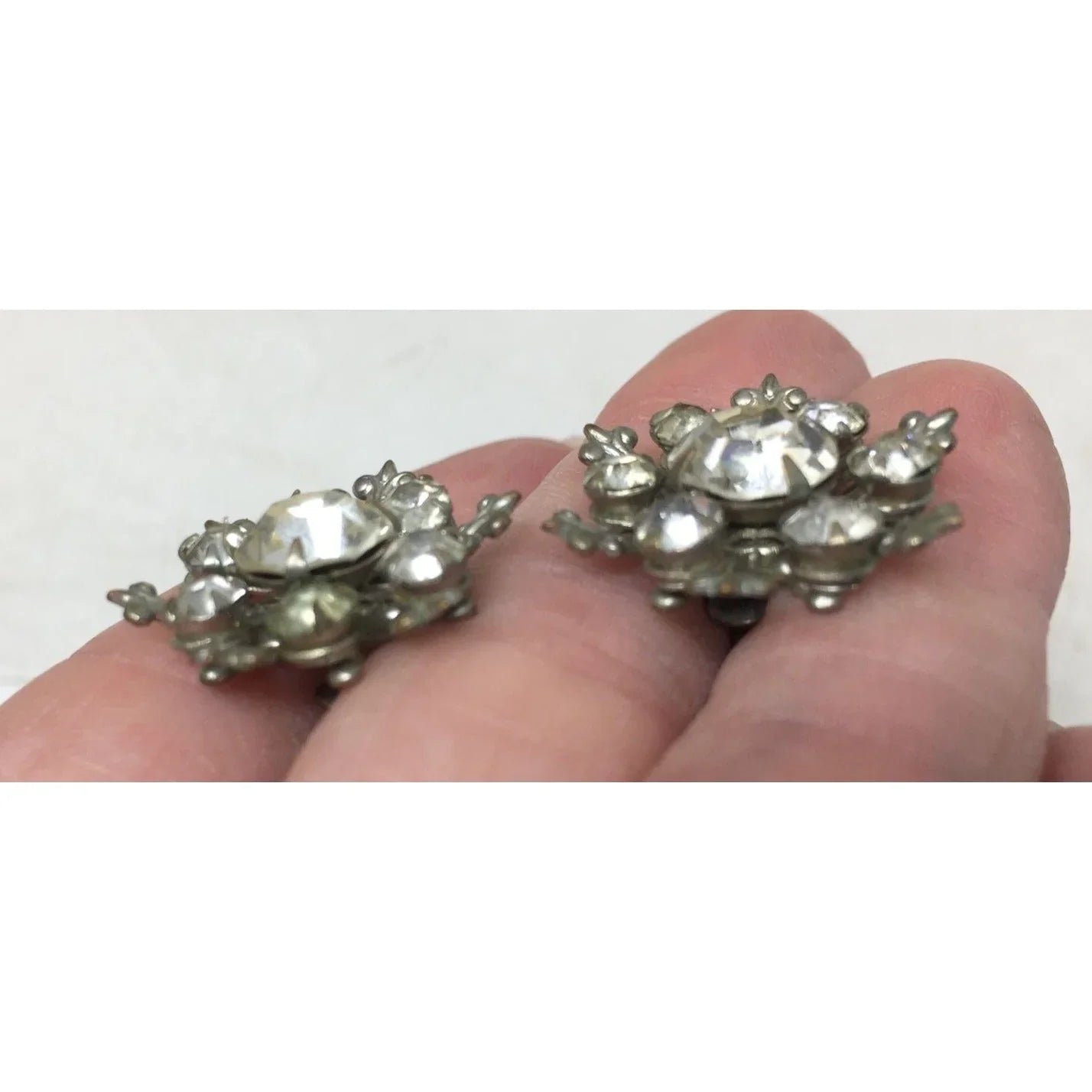 Women's Vintage Silver Tone Snowflake Shaped Screw back earrings - A+ Stuff - Earrings - A+ Stuff