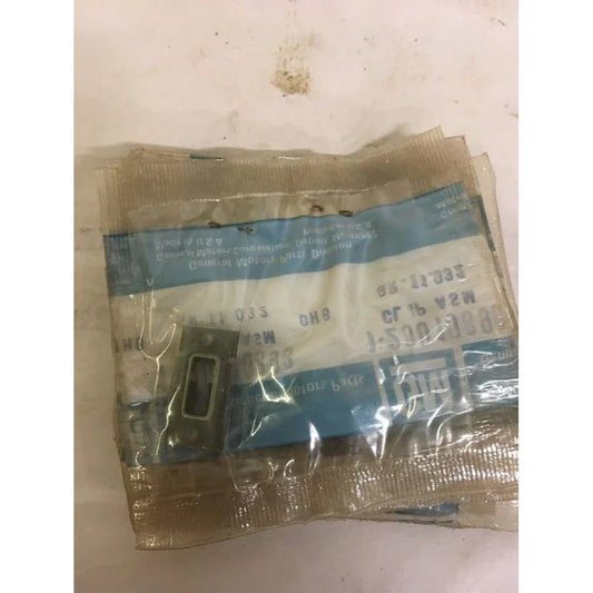 Genuine GM Part - No 20010898 - CLIP- NOS - GR 11.032- vintage discontinued General Motors Replacment Auto Part GM A+ Stuff Tools
