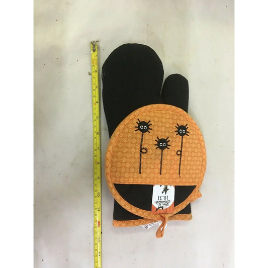 HALLOWEEN Oven Mitt Set - Orange & Black w Cute Little Spiders Mainstream