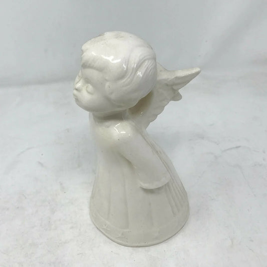 Cute CERAMIC ANGEL Leaning In Kissing Pose Sweet Angel Wings Unbranded A+ Stuff Figurines