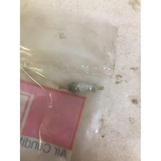 Valve Core - Genuine Delco Air Conditioning Part NOS GM vintage Auto Part no 6557018 - Valve Core GR 9.177 - Discontinued General Motors OEM GM A+ Stuff Tools
