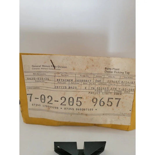 Genuine General Motors part no. 16505017 RETAINER Discontinued General Motors OEM Part - 1980s New old stock - NOS GM A+ Stuff