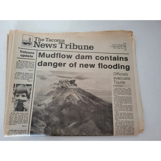 The Tacoma news Tribune Volcano Mt. St. Helens Update - Vintage Newspaper The Tacoma News Tribune A+ Stuff Magazines & Newspapers
