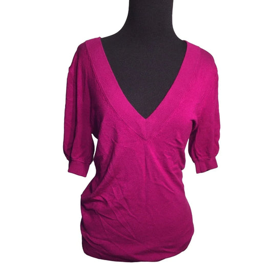 Express - Women's XSmall Fushia Low V Neck Half Sleeve Sweater - Wide cuffs and edges Express A+ Stuff