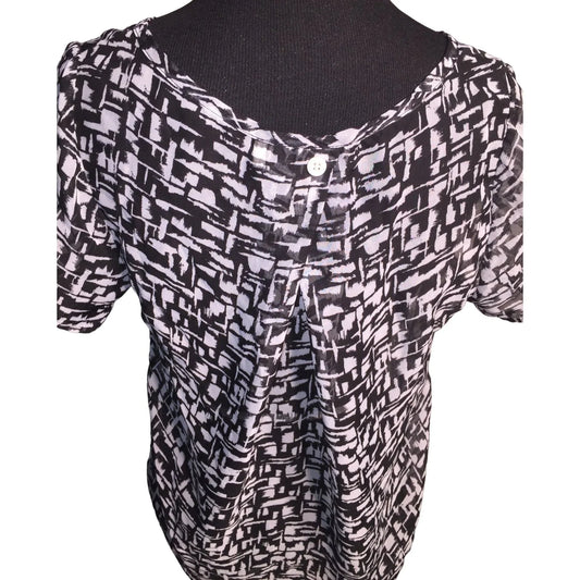 Olive & Oak Black and White Pattern Blouse - Women's Size Medium Olive & Oak A+ Stuff