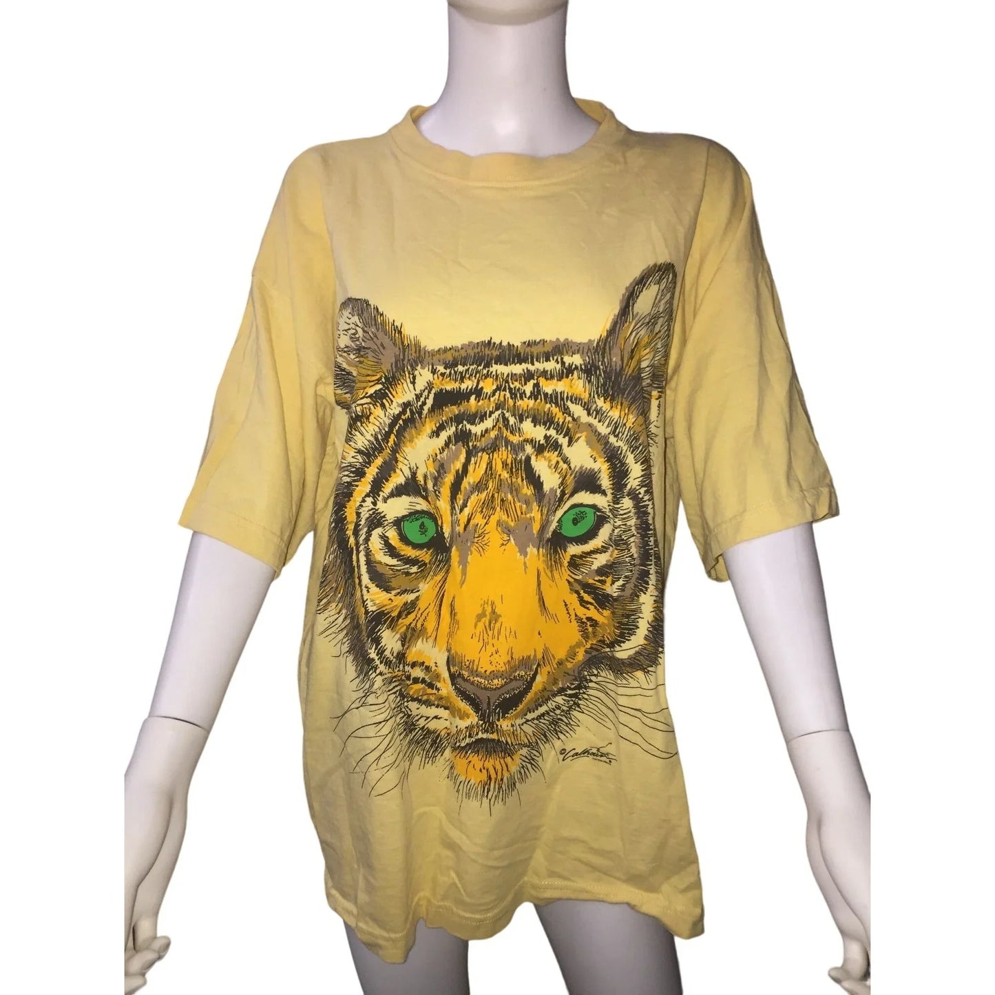 Yellow T Shirt with Green-Eyed Tiger - XL Tee Shirt Calhoun A+ Stuff