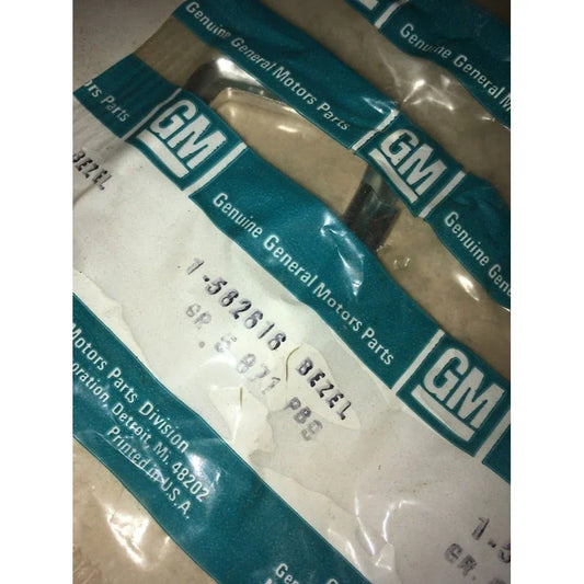 Genuine General Motors part no. 582616 BOLT Discontinued General Motors OEM Part - NOS Vintage GM Part GM A+ Stuff Tools