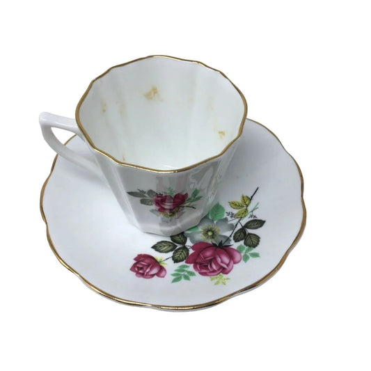 Royal Dover Teacup and Saucer Set large Dark Red Rose w Foliage Pattern Ribs on Cup Royal Dover A+ Stuff