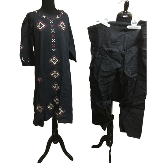 Black Cotton Kaftan (caftan) with red and white Stamped snowflake / red pattern A+ Stuff A+ Stuff