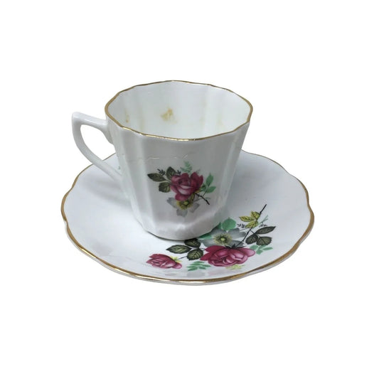 Royal Dover Teacup and Saucer Set large Dark Red Rose w Foliage Pattern Ribs on Cup Royal Dover A+ Stuff