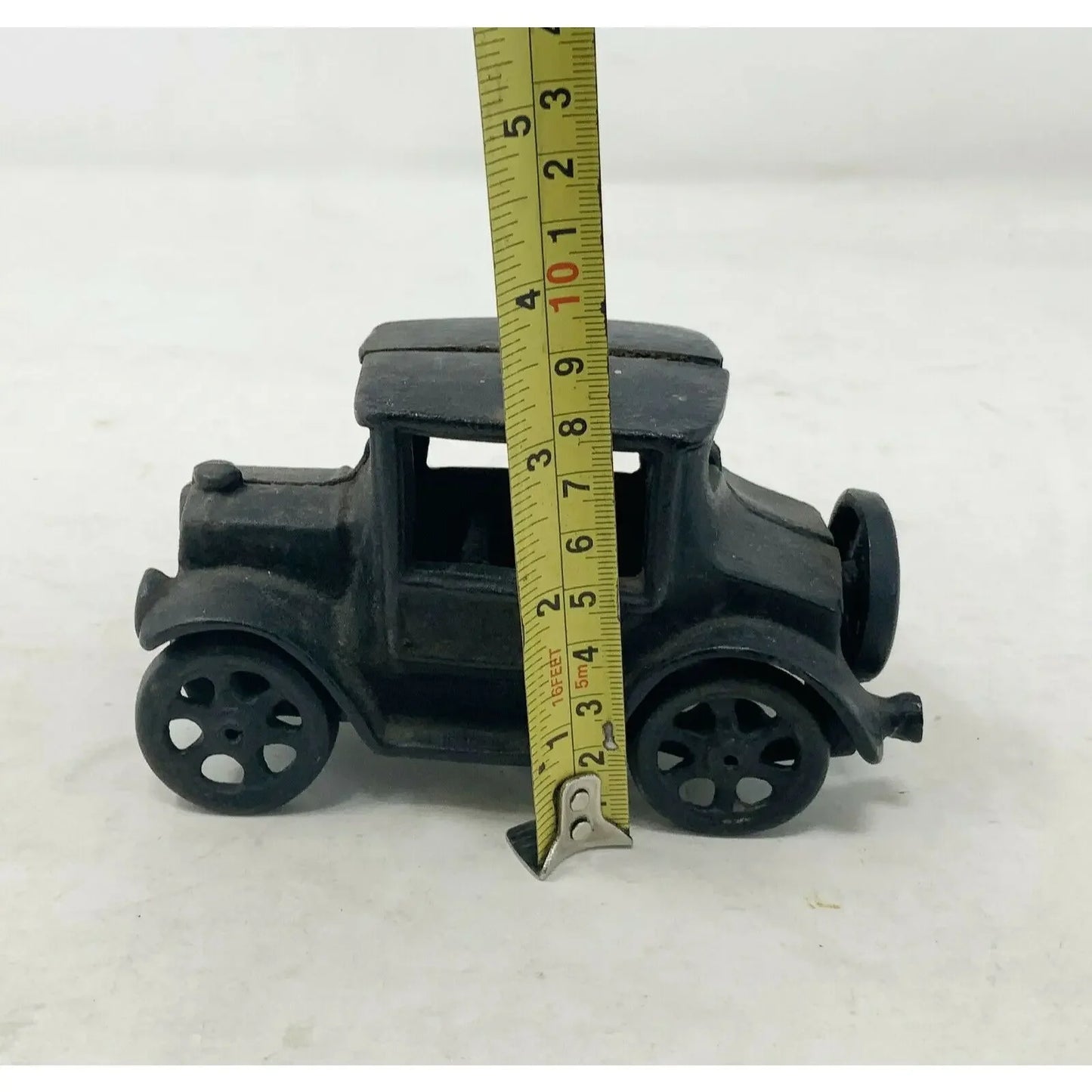 Vintage CAST IRON Model ANTIQUE CAR Metal Car Collectible Unbranded