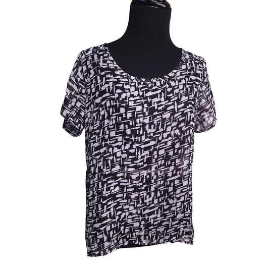 Olive & Oak Black and White Pattern Blouse - Women's Size Medium Olive & Oak A+ Stuff
