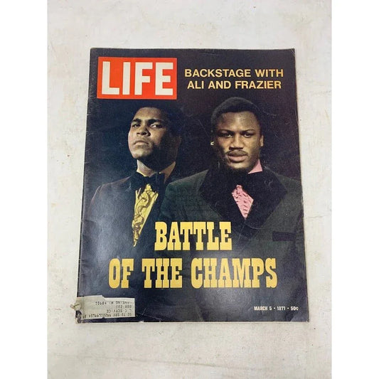 Vintage LIFE Magazine - Battle of the Champs - Backstage with Ali and Frazier - good vintage condition LIFE Magazine A+ Stuff Magazines