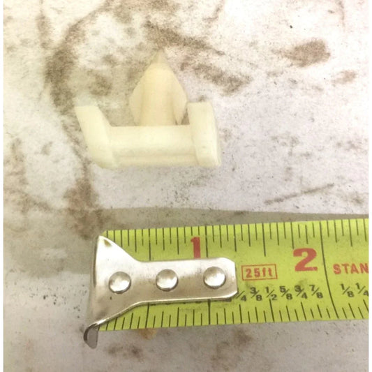 Genuine GM Part CLIP # 9899423 (RF INR SIDE MLDG PANEL) Replacement OEM Discontinued General Motors Part General Motors A+ Stuff gm part clip