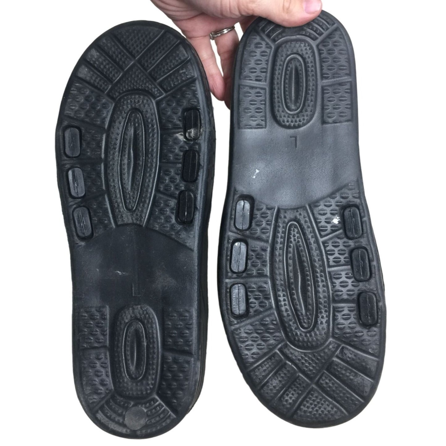 BYRIVER Foot Reflexology Tools Pressure Point Massage Mat Slippers Slides Sandals Shoes