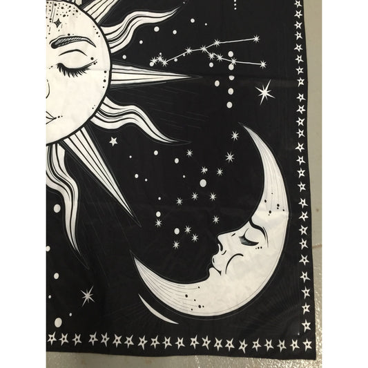 Psychedelic Sun And Moon Tapestry Wall Hanging Cloth Black/White