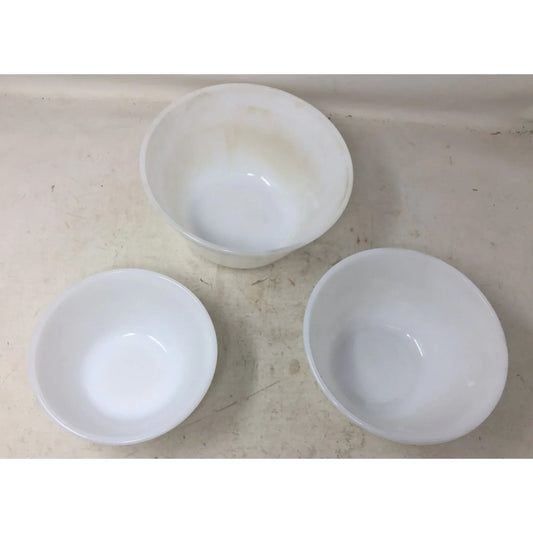 Set of 3 Vintage Federal Glass Milk Glass Mixing Bowls- Heat Proof - A+ Stuff