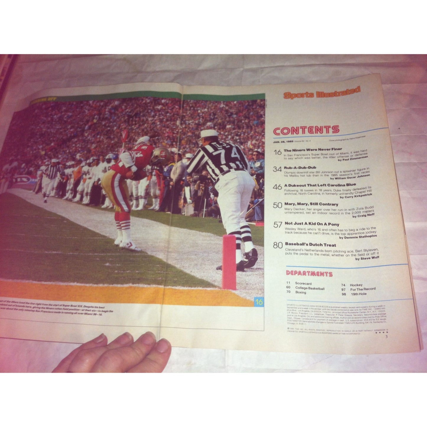 Sports Illustrated Vintage Magazine The Niners Nail 'Em- Roger Craig Hammers The Dolphins