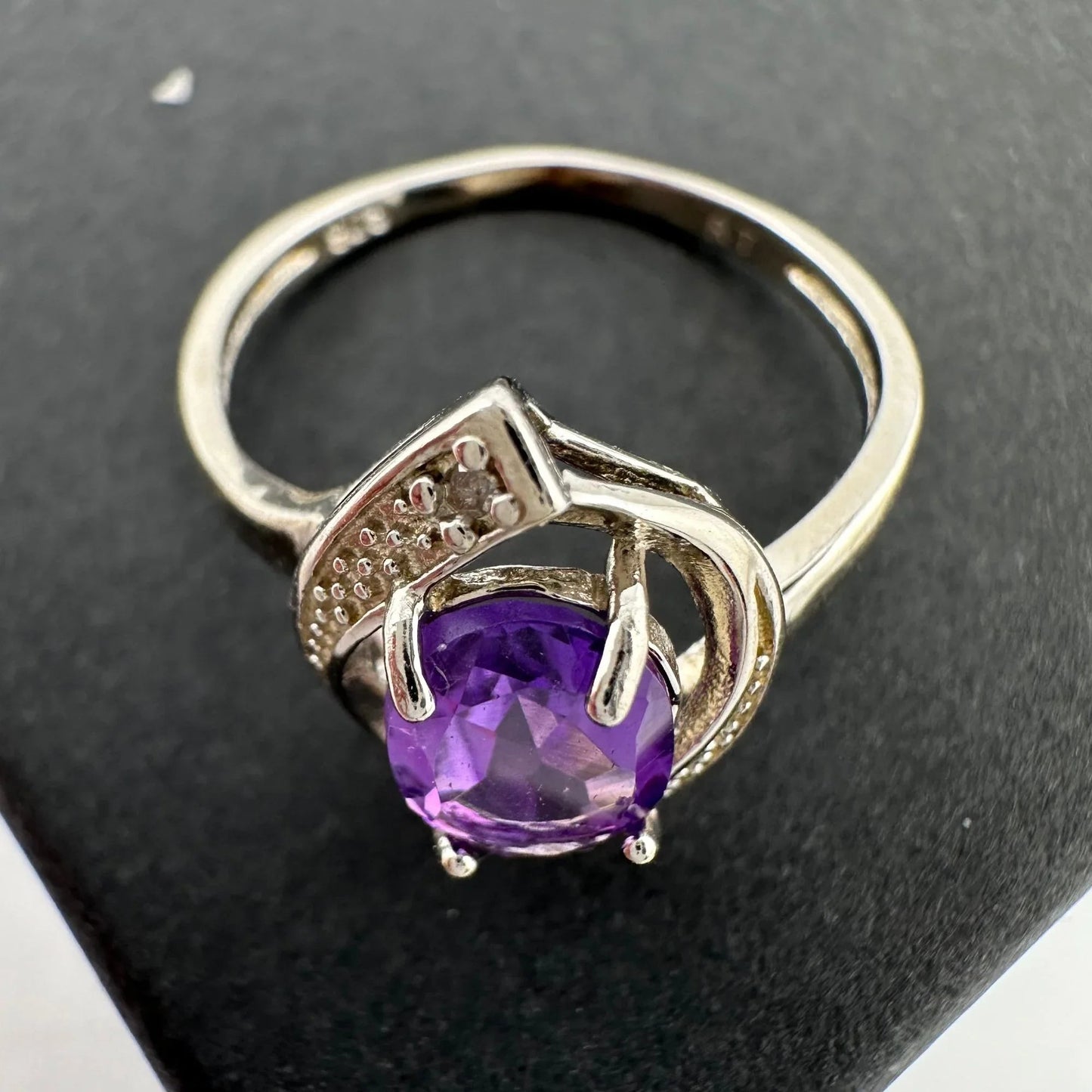 1.11 Carat Amethyst Ring with Diamond Accent - Sterling Silver - Size 7.5 - A+ Stuff
