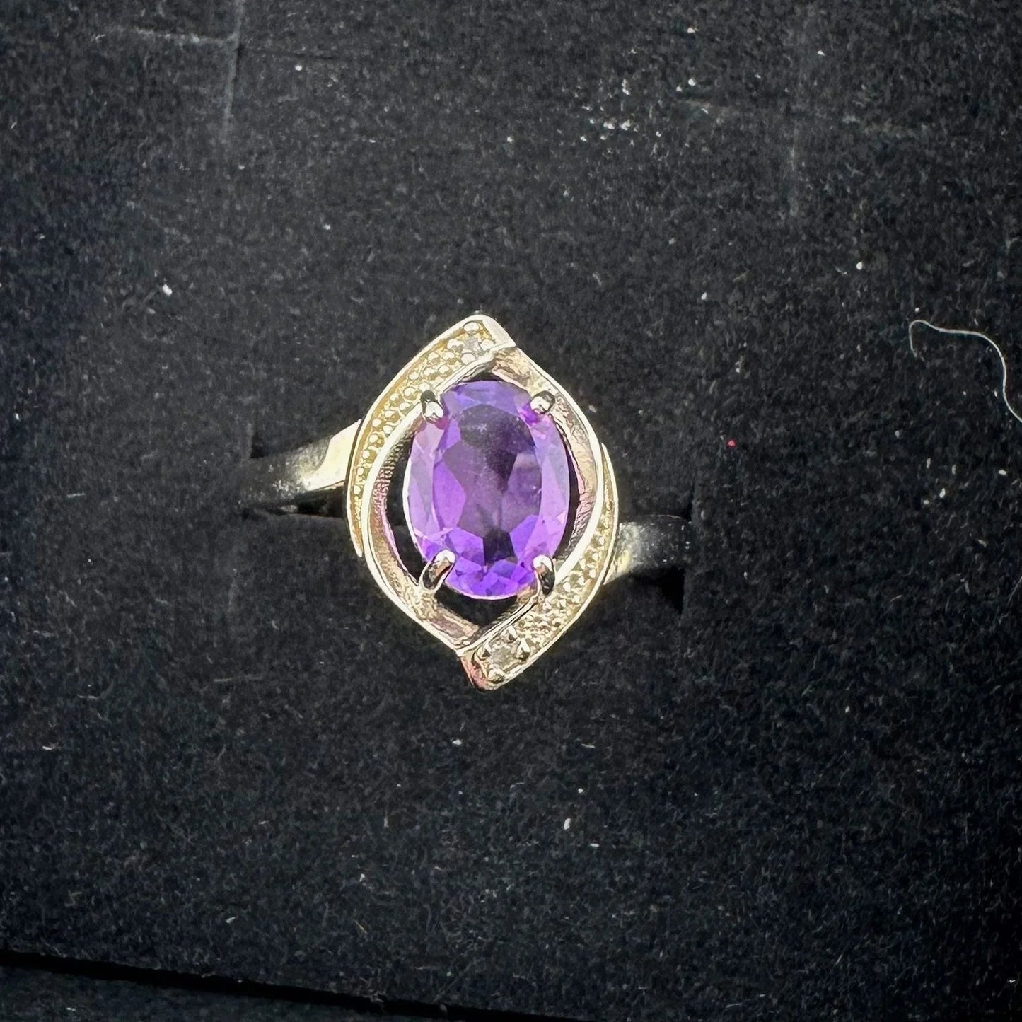 1.11 Carat Amethyst Ring with Diamond Accent - Sterling Silver - Size 7.5 - A+ Stuff