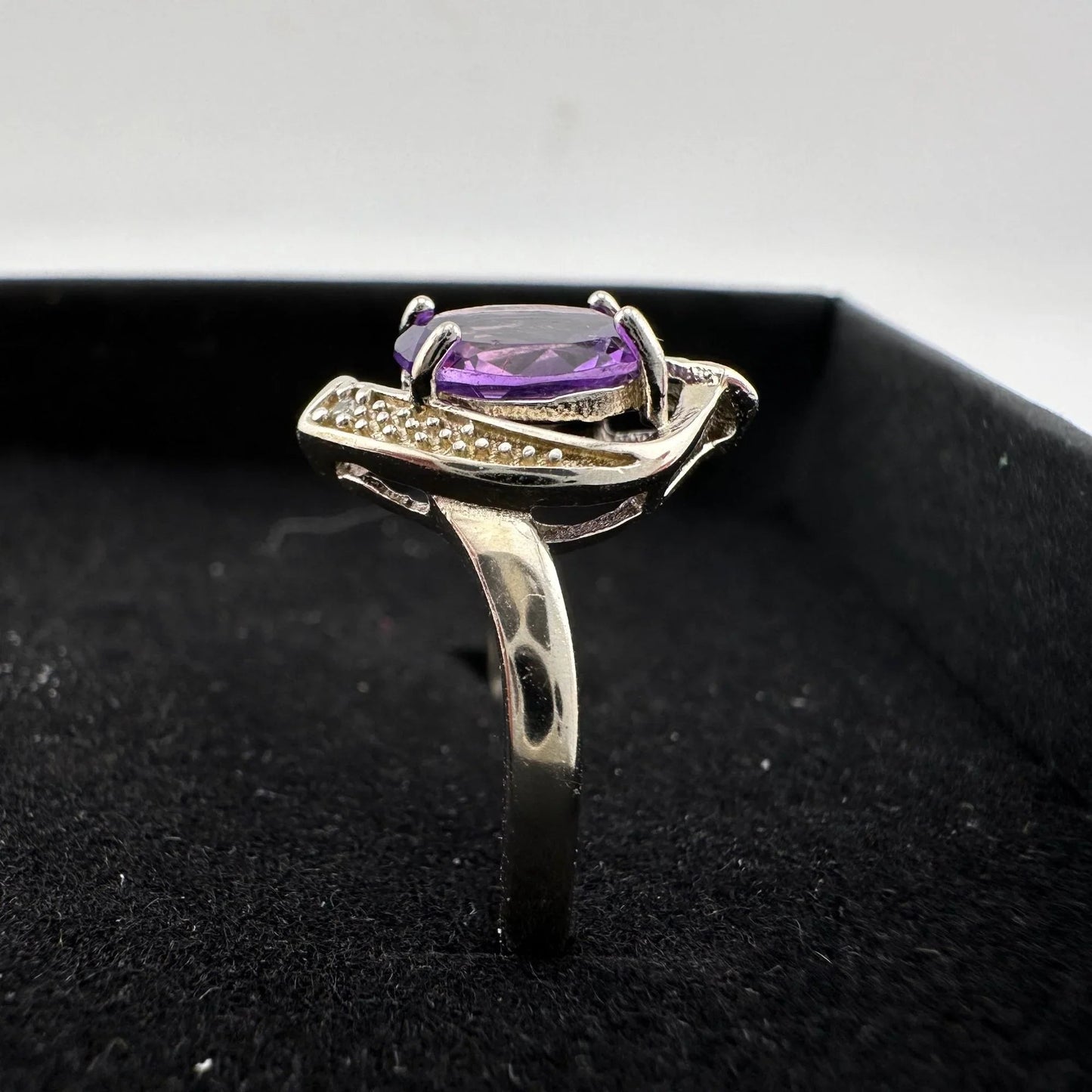 1.11 Carat Amethyst Ring with Diamond Accent - Sterling Silver - Size 7.5 - A+ Stuff