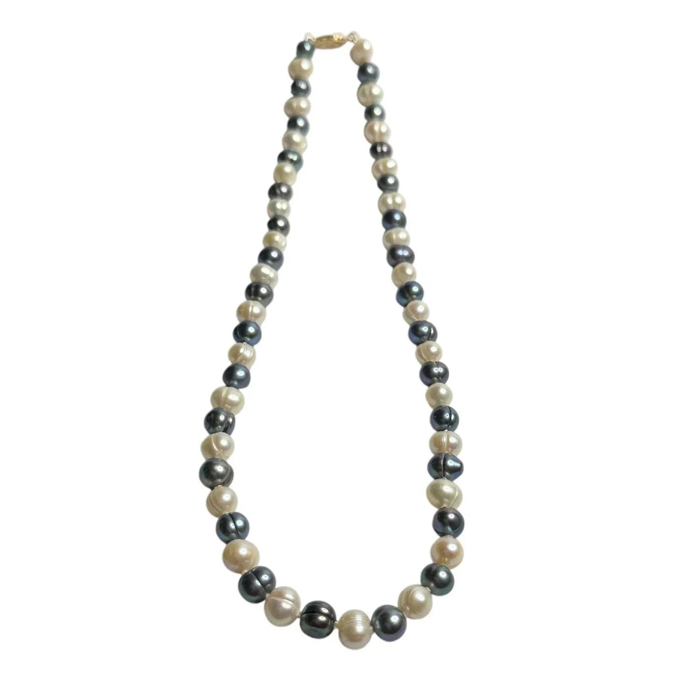 14kt Gold Hand Knotted 7mm Peacock Black (Bluish) & White Pearl Necklace 17" - Unbranded - A+ Stuff