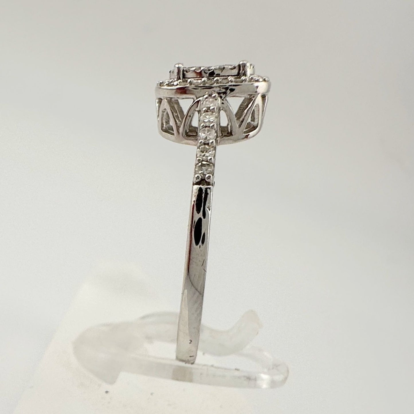 Eye-catching  1/4 Carat Natural Diamond Ring Illusion Set in Sterling Silver - Size 7 -  Beautiful!