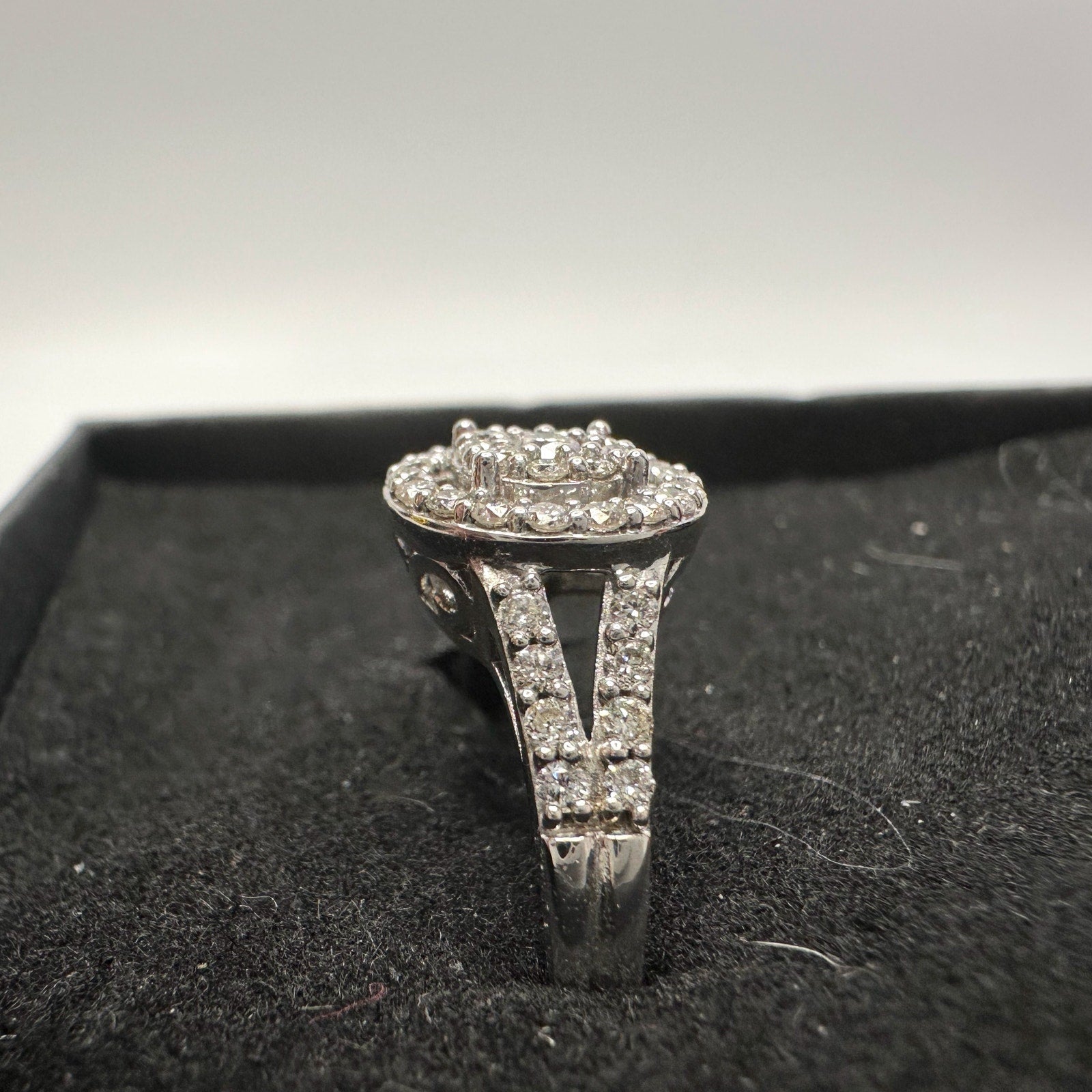 Brilliant 1/2 Ct Split Shank Lab Created Diamond Ring - Beautiful! - Size 6.75 Sun  A+ Stuff Diamond Ring