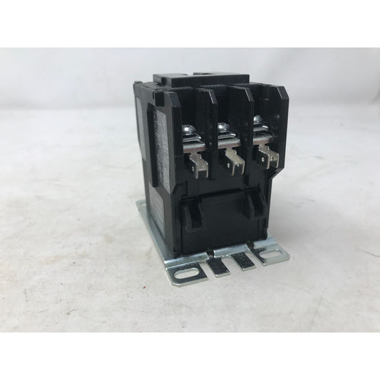 NEW - Eaton 30 Amp Contactor C25DND330