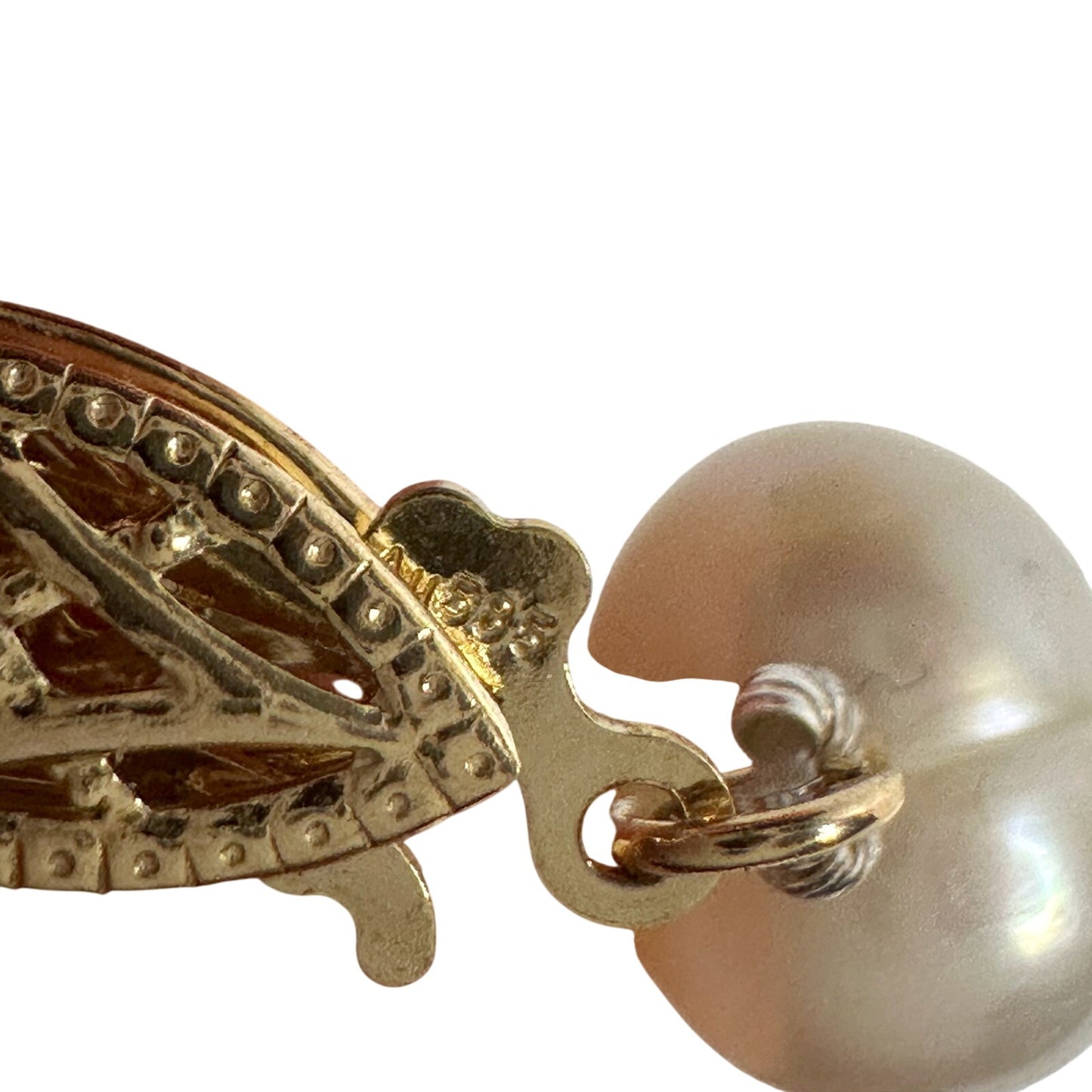 14kt Gold Hand Knotted 7mm Peacock Black (Bluish) & White Pearl Necklace 17"