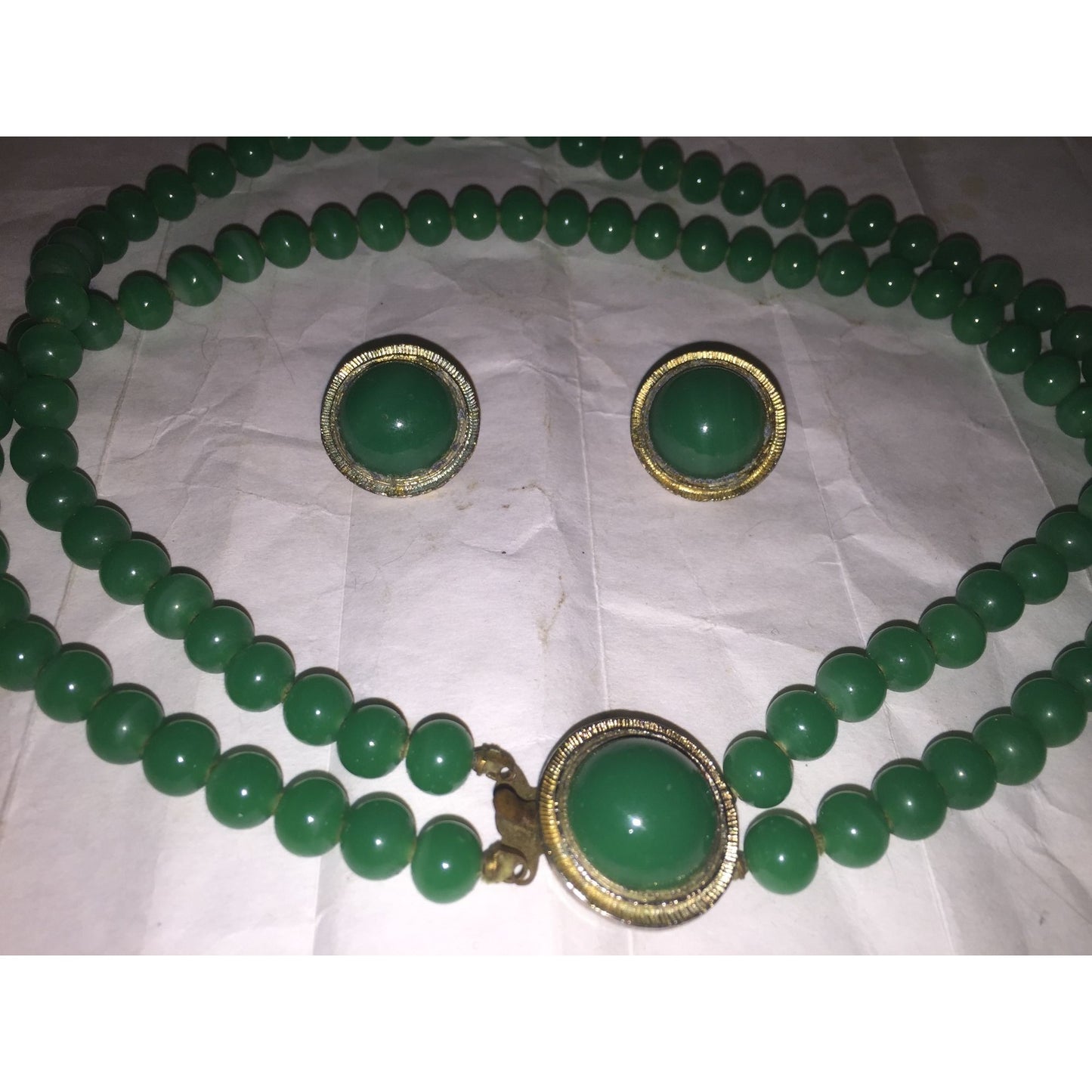 Womens Green Beaded Necklace and Matching Clip On Earrings