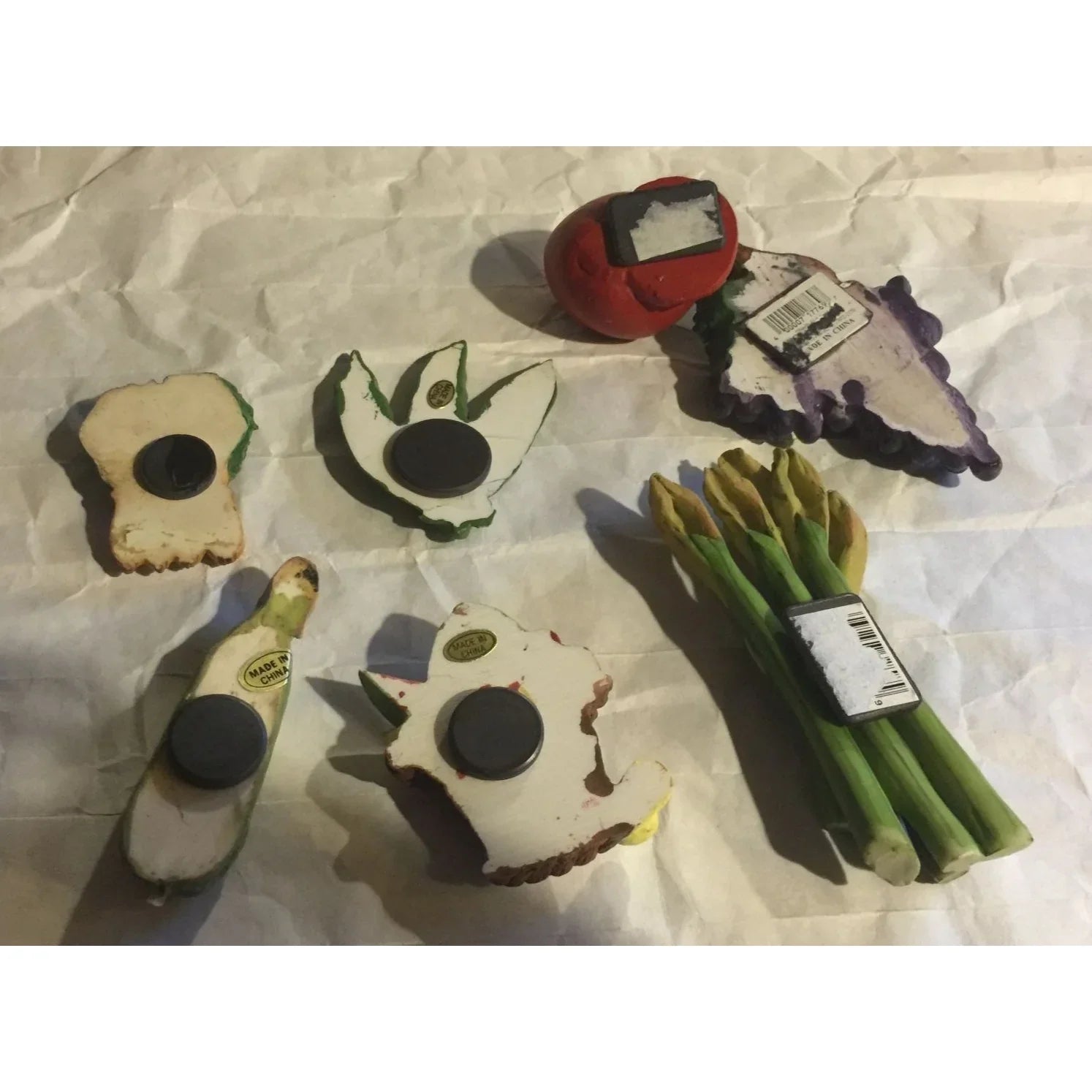 Set of 7 Vintage Mixed Vegetables/Fruit Magnets - A+ Stuff