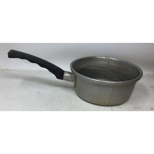 Small Metal Cooking Pot with Long Handle- No. 2681 Wear-Ever