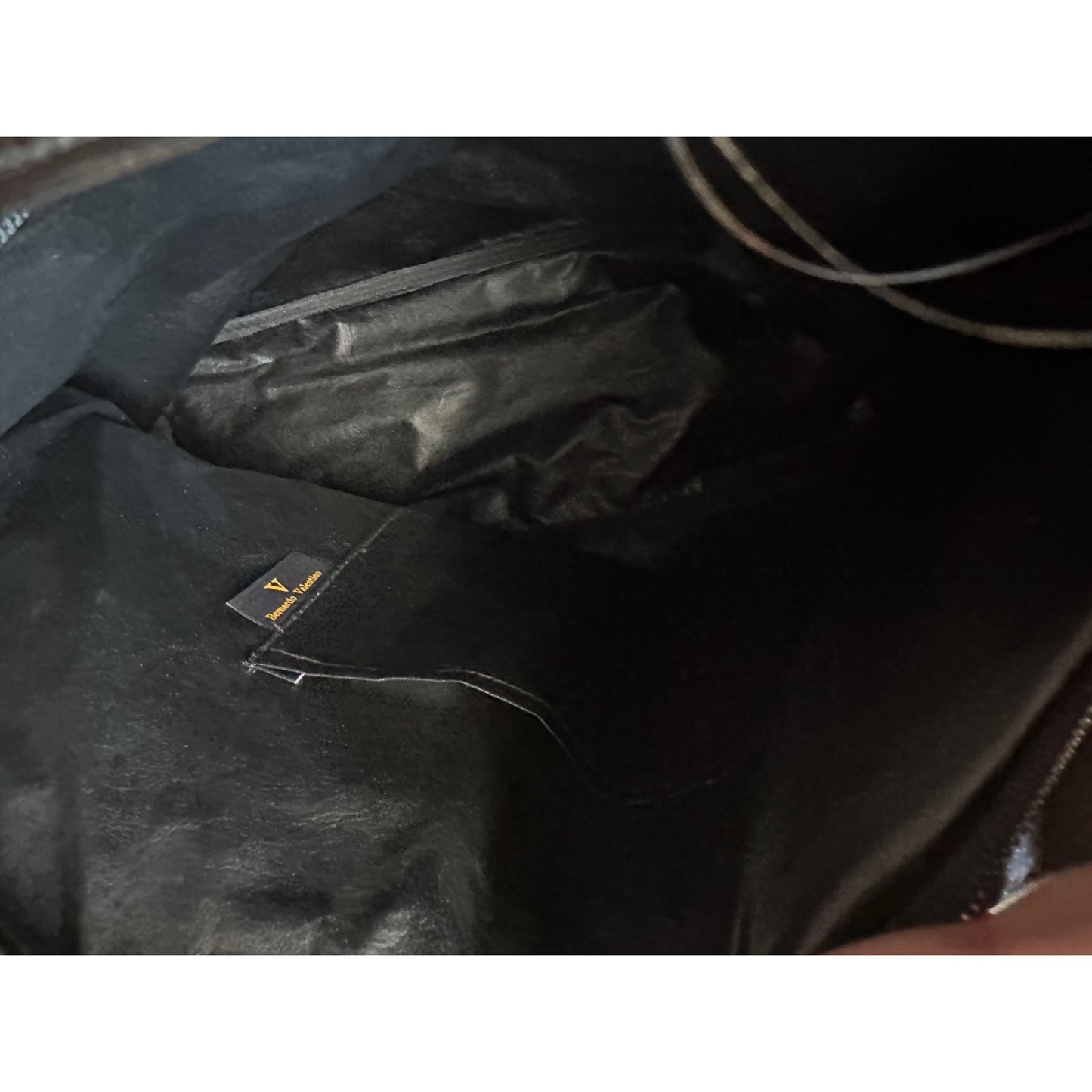 Bernardo Valentino Black Shoulder Bag with Kisslock Coin Purse