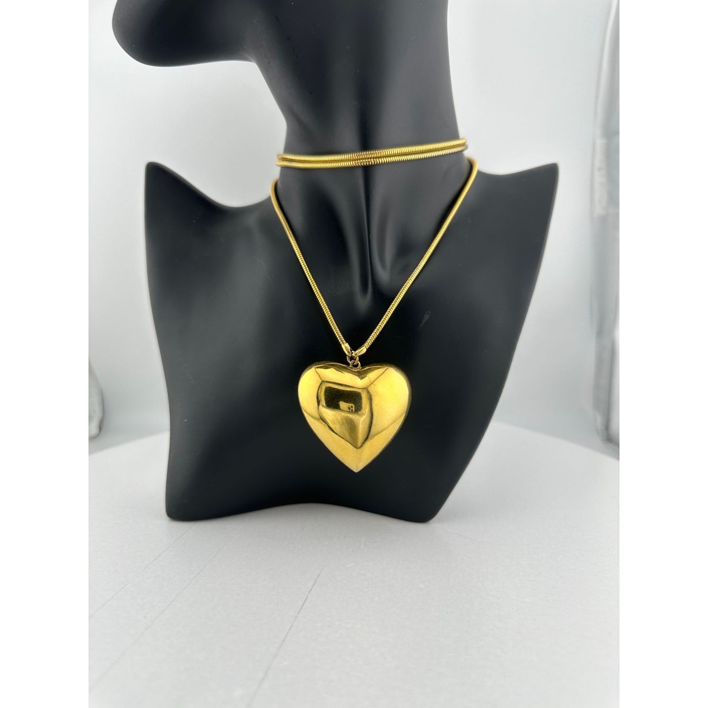 Women's Beautiful Gold Tone Necklace with Large Heart Pendant