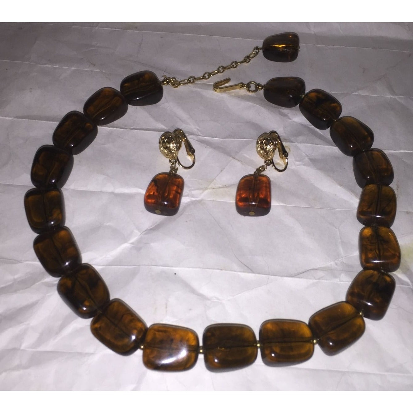 Womens Trifari Brown Beaded Chunky Necklace with Matching Dangle Earrings