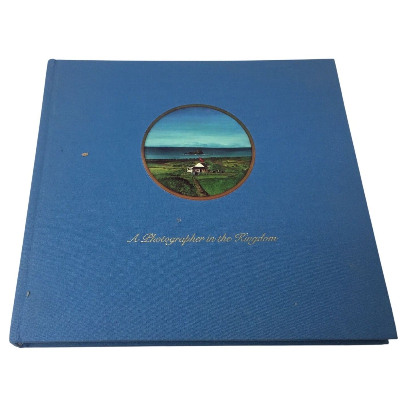 Book Titled A Photographer in the Kingdom: Christian J. Hedemann's Early Images of Hawai'i. unbranded  A+ Stuff Books