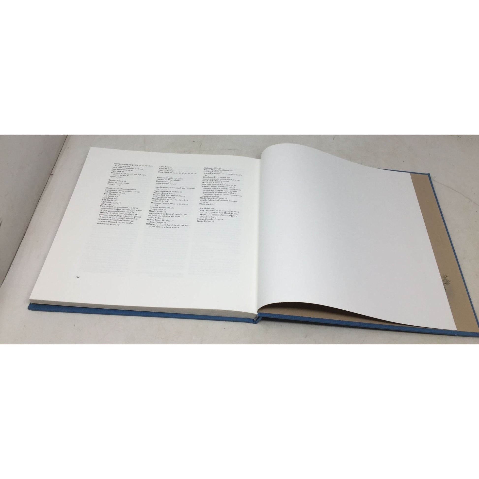 Book Titled A Photographer in the Kingdom: Christian J. Hedemann's Early Images of Hawai'i. unbranded  A+ Stuff Books