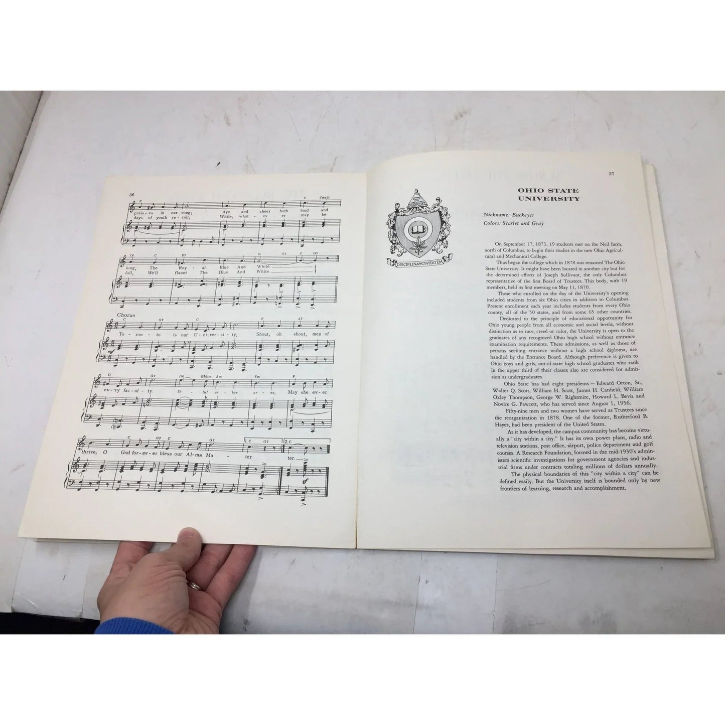 34 HIT PARADE EXTRAS COLLEGE SONGS ON PARADE - A+ Stuff - SHEET MUSIC - A+ Stuff