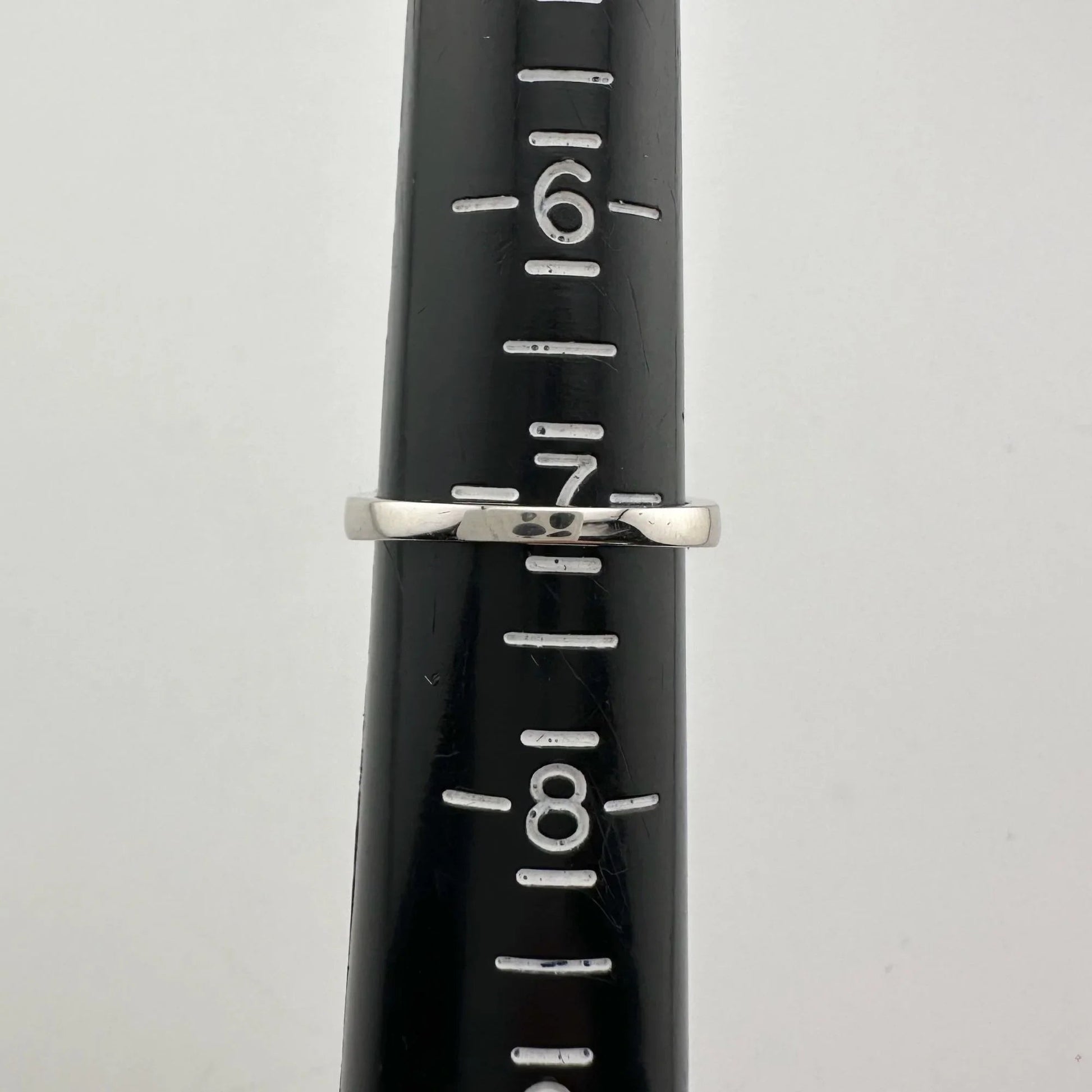 3.66ct Lab Created Emerald and White Gemstone Ring Size 7 - A+ Stuff