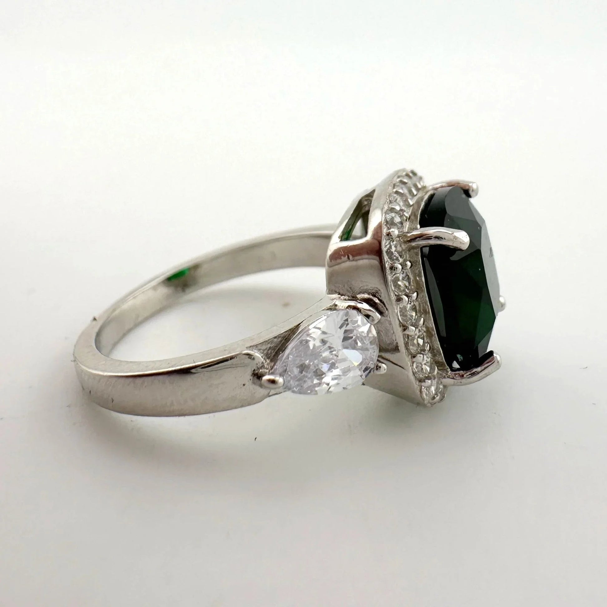 3.66ct Lab Created Emerald and White Gemstone Ring Size 7 - A+ Stuff