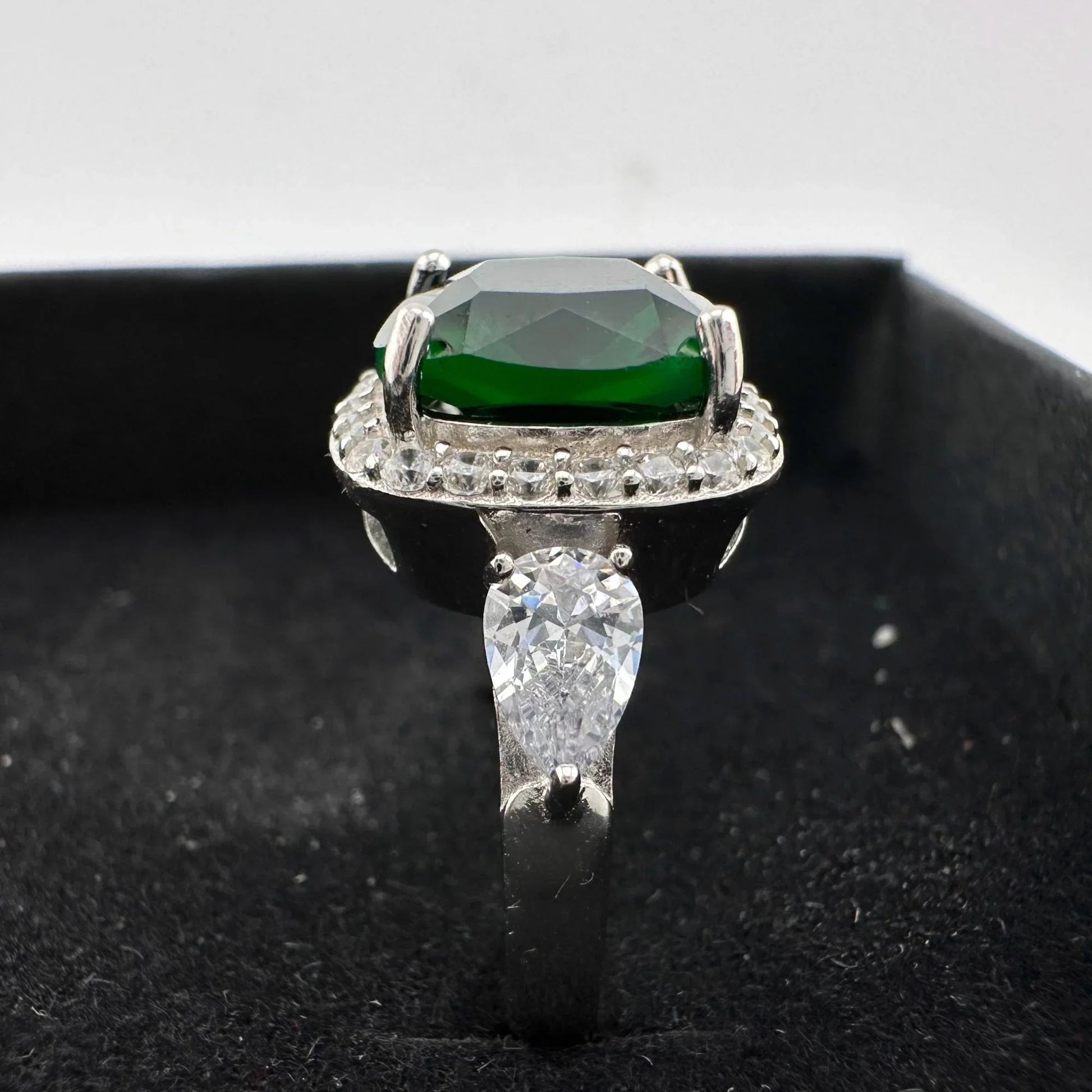 3.66ct Lab Created Emerald and White Gemstone Ring Size 7 - A+ Stuff
