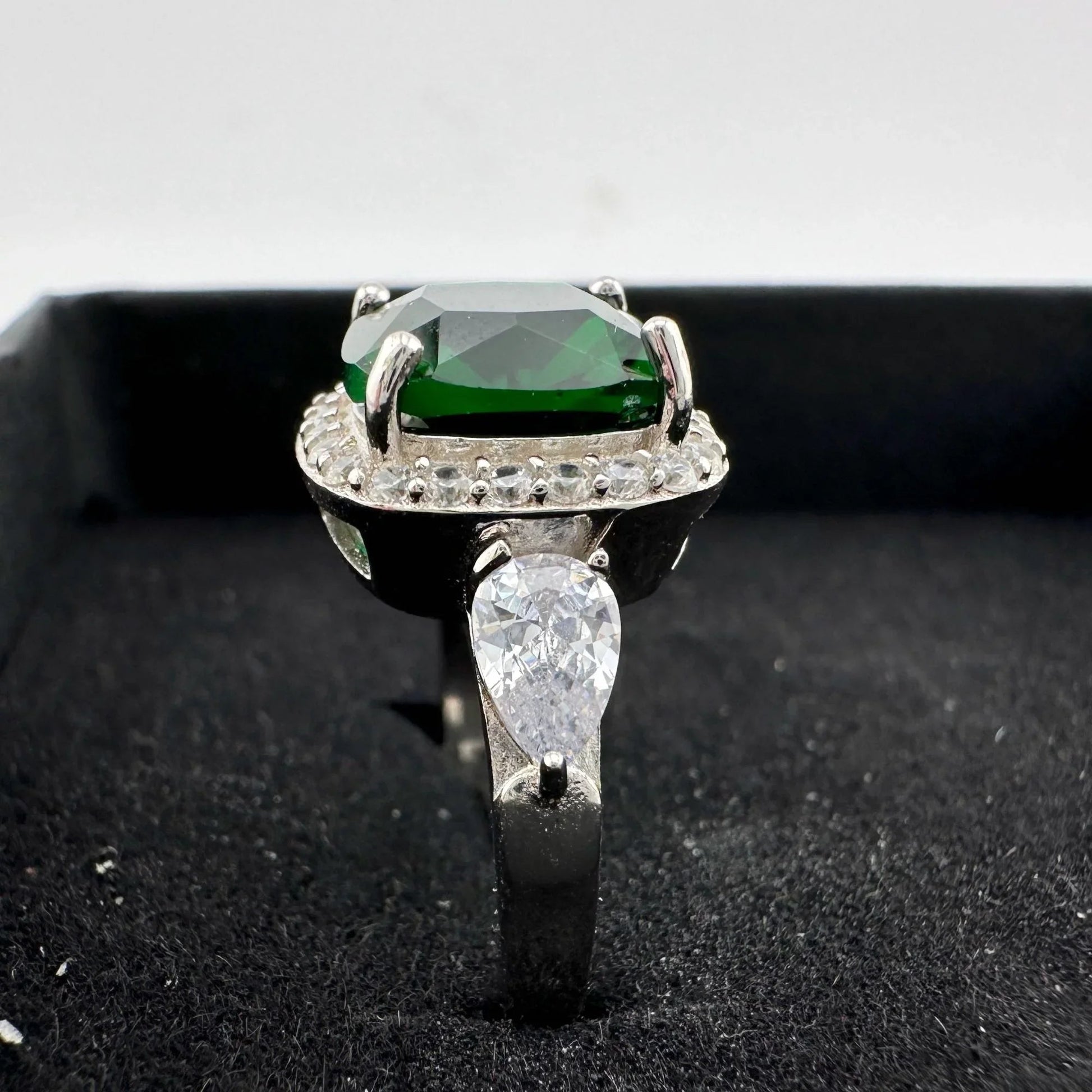3.66ct Lab Created Emerald and White Gemstone Ring Size 7 - A+ Stuff