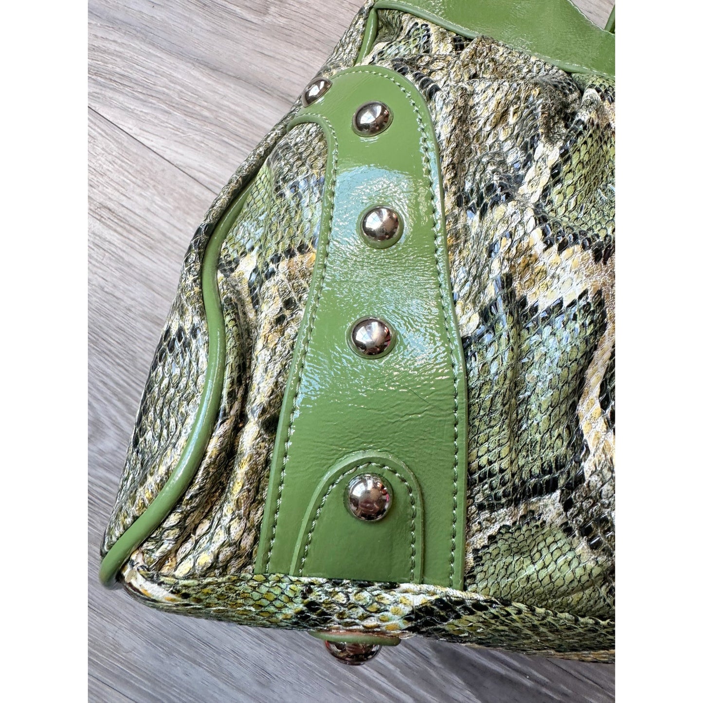 Sharif Green Snake Pattern Satchel Handbag NWT but has Peeling