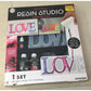 Color Flow Mix & Pour Resin Studio Light Up Love New in Box (Non toxic)