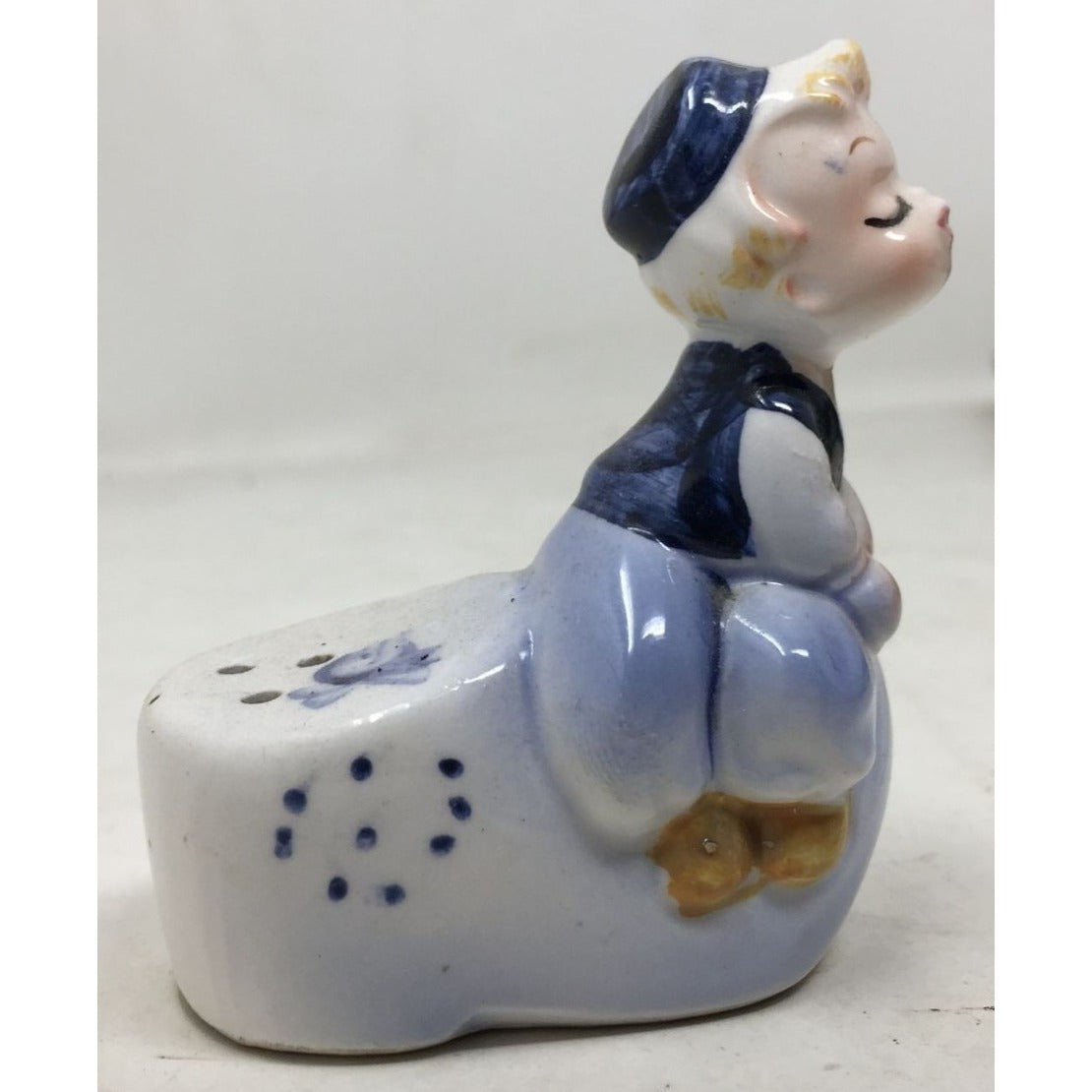 Vintage Adriane Japan Ceramic Blue/White Kissing Dutch Boy Salt/Pepper Shaker